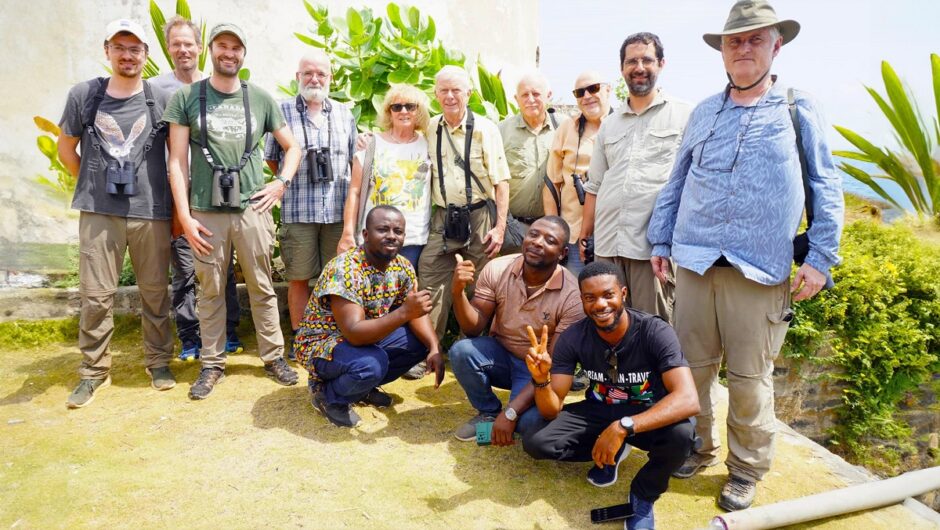 Bartmeise-Reisegruppe in Westafrika unterweges zwischen Steppe und Volta-River, Regenwald und Goldküste